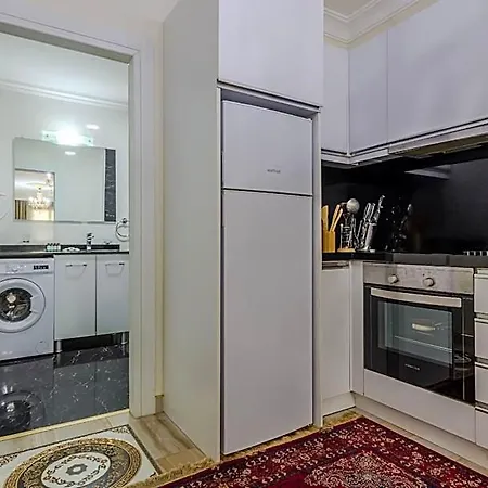 Aparthotel Lemis